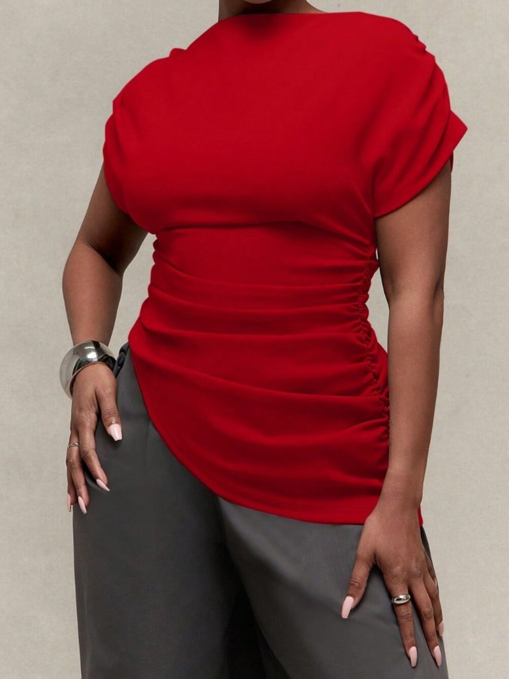 Red Casual Women's Asymmetrical Hem Slim Batwing Sleeve Short Crepe Top - Picture 4 of 5